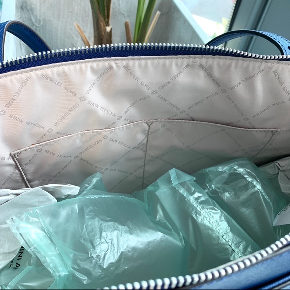 Michael Kors Ciara Tote Sapphire Blue - Picture 4 of 6